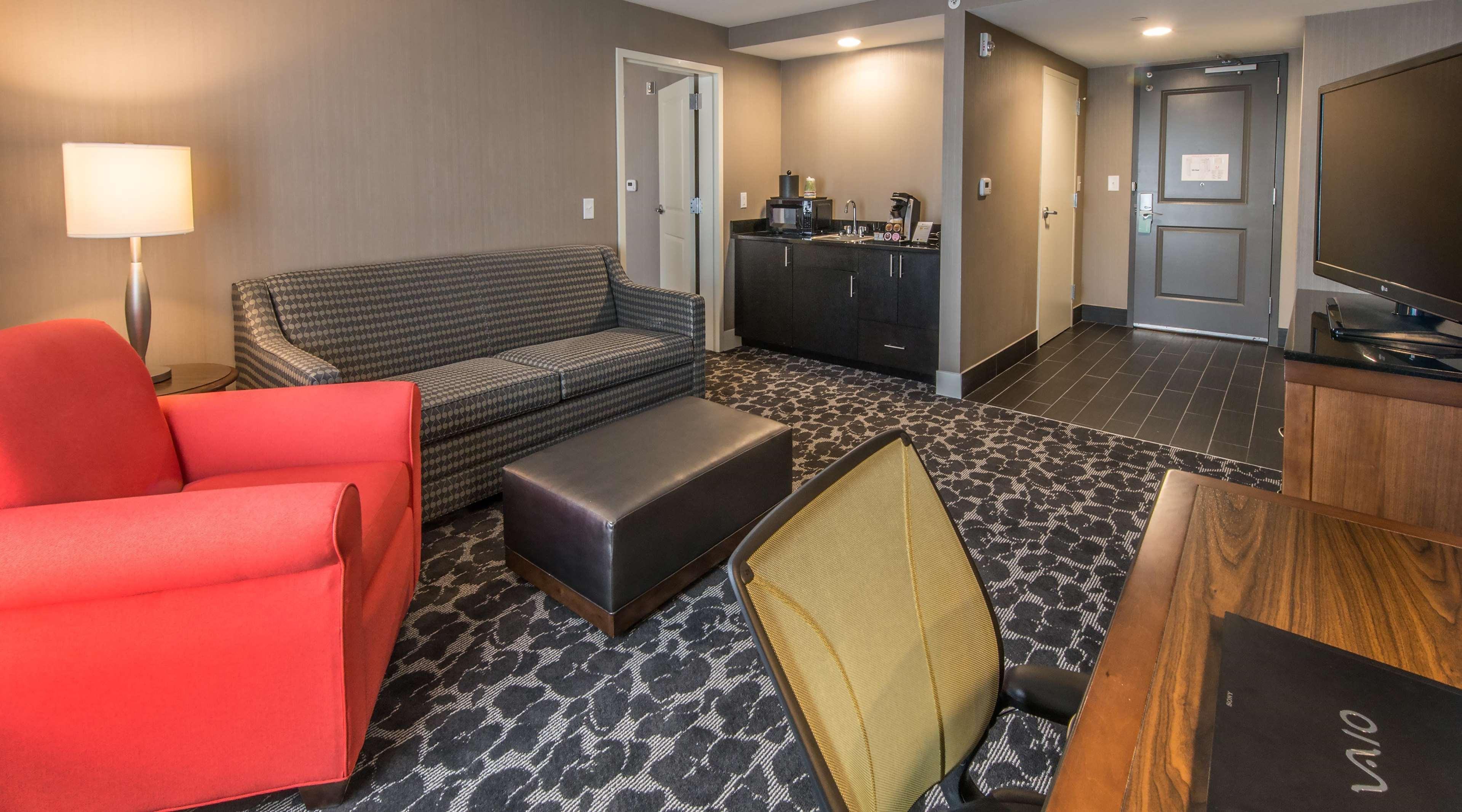 Hilton Garden Inn Charleston Waterfront/Downtown Экстерьер фото