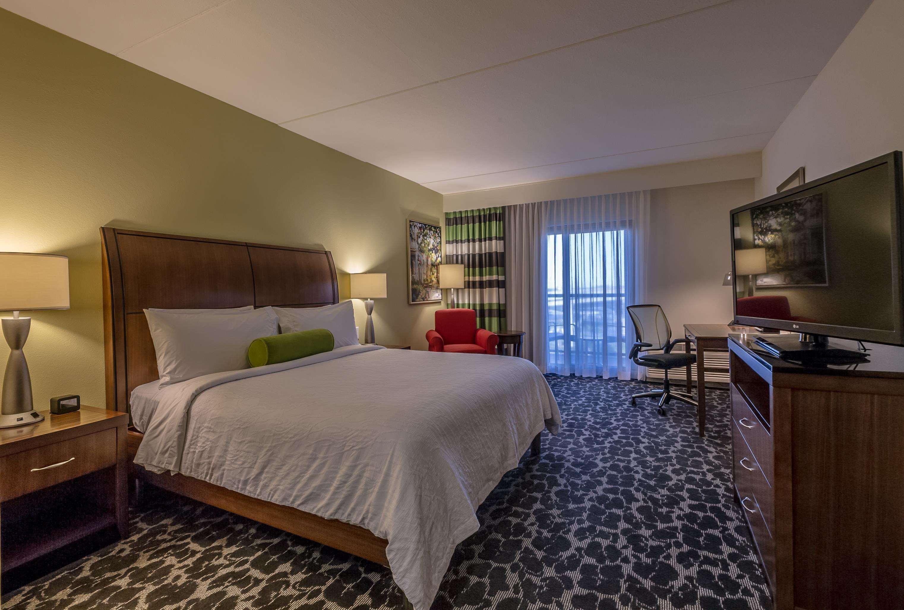 Hilton Garden Inn Charleston Waterfront/Downtown Экстерьер фото