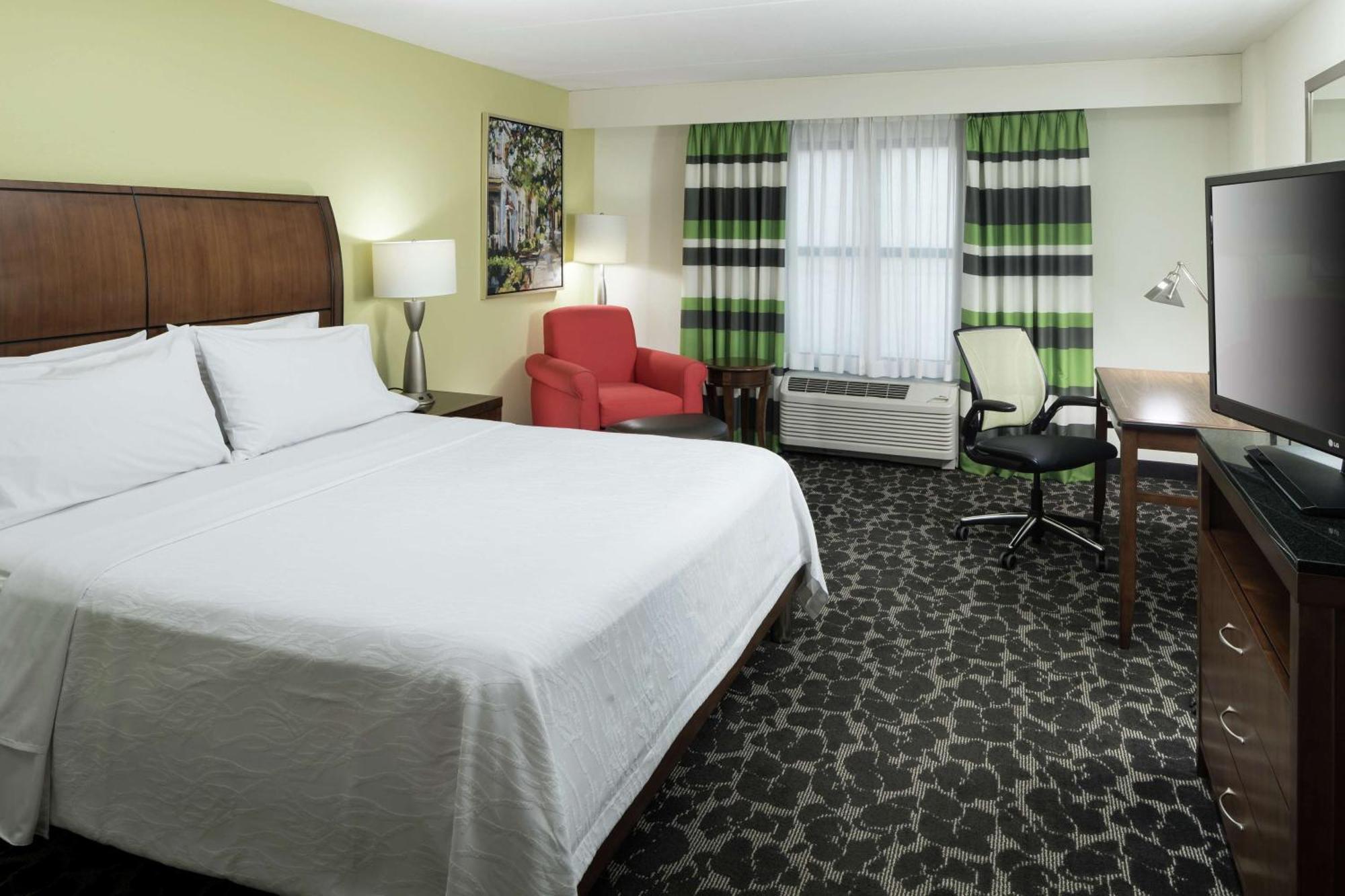 Hilton Garden Inn Charleston Waterfront/Downtown Экстерьер фото
